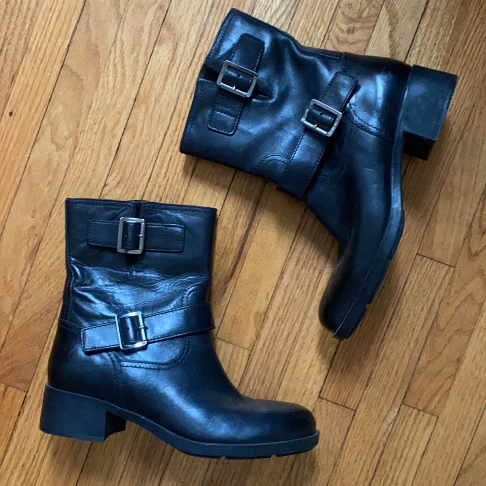 Prada Black Leather Moto Boots Buckle Ankle Boots Women’s 7.5 Italy - Picture 2 of 13